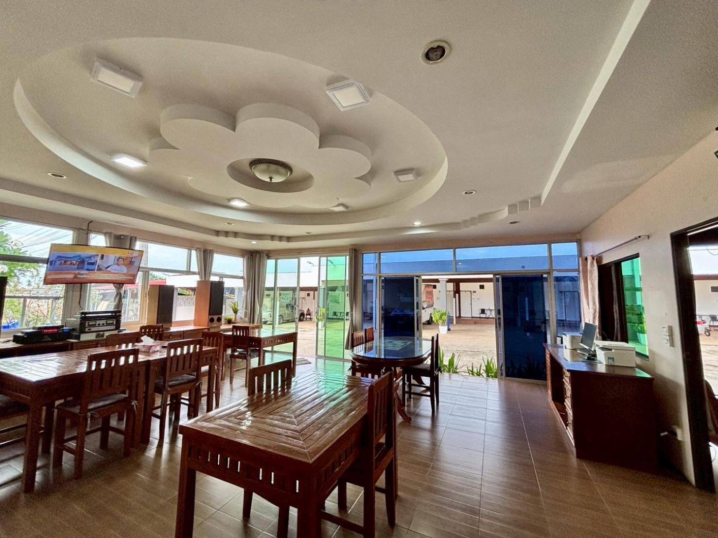 Garden Place Phetchabun Esterno foto