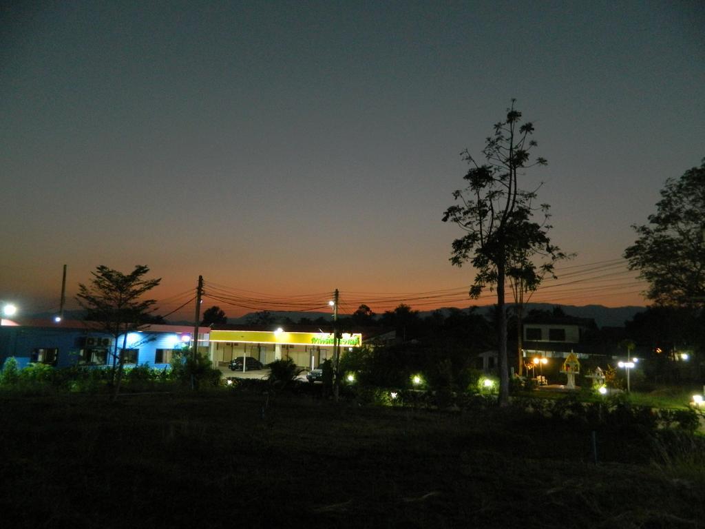 Garden Place Phetchabun Esterno foto